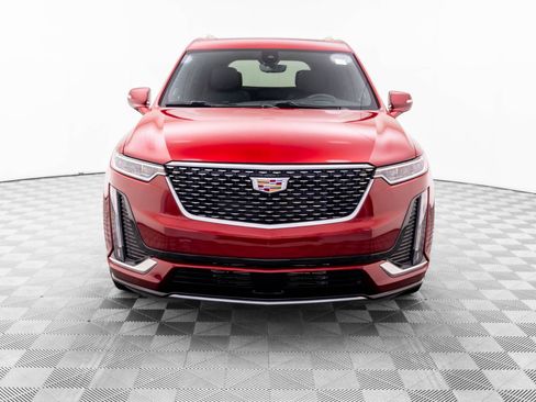 Used 2025 Cadillac XT6 Premium Luxury w/ Platinum Package AWD/4WD image 8