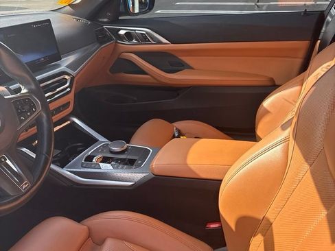Used 2024 BMW 430i Coupe w/ M Sport Package RWD image 3