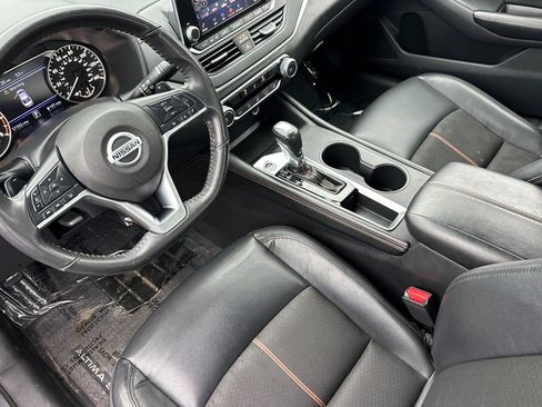Used 2022 Nissan Altima 2.5 SR image 7