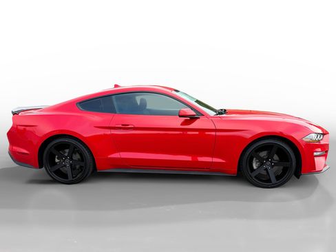 Used 2020 Ford Mustang Coupe image 6
