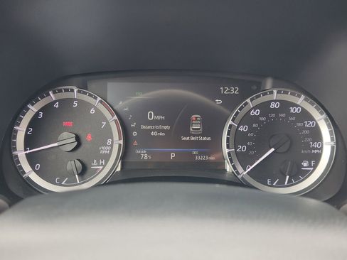 Used 2023 Toyota Highlander XLE FWD image 19