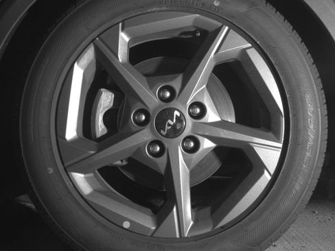Used 2025 Kia K4 FWD image 12