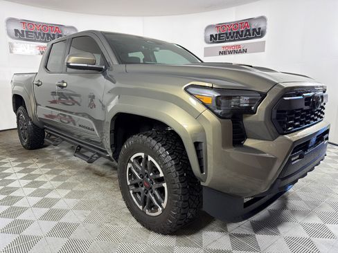Used 2026 Toyota Tacoma TRD Sport RWD image 1