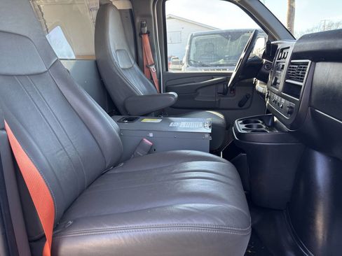 Used 2013 Chevrolet Express 2500 2500 3dr Cargo Van w/ 1WT image 12
