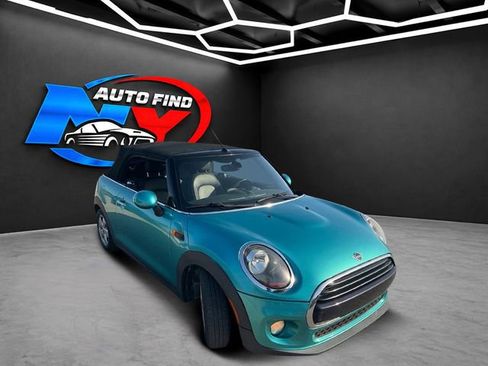 Used 2019 MINI Cooper Convertible FWD image 2