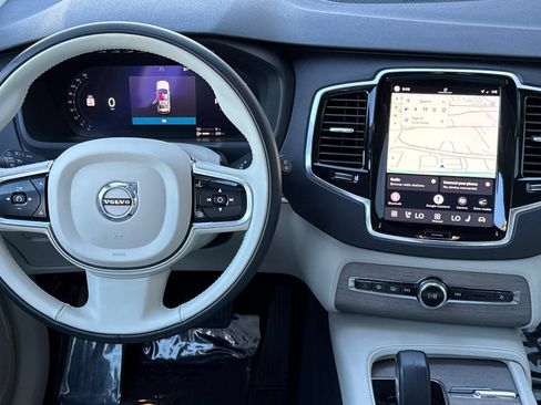 Used 2023 Volvo XC90 T8 Plus w/ Protection Package Premier AWD/4WD image 15