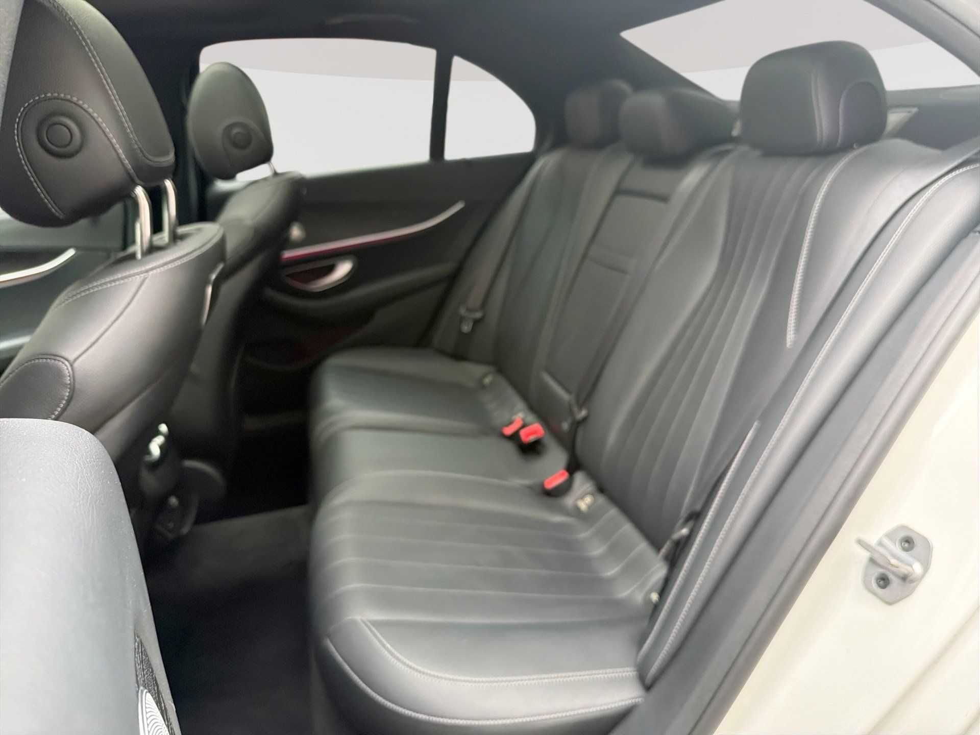 Used 2019 Mercedes-Benz E 300 w/ Premium 1 Package image 26