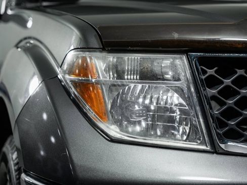 Used 2006 Nissan Frontier LE image 14