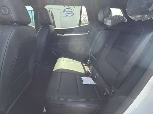 New 2026 GMC Terrain Elevation w/ Elevation Premium Package AWD/4WD image 30