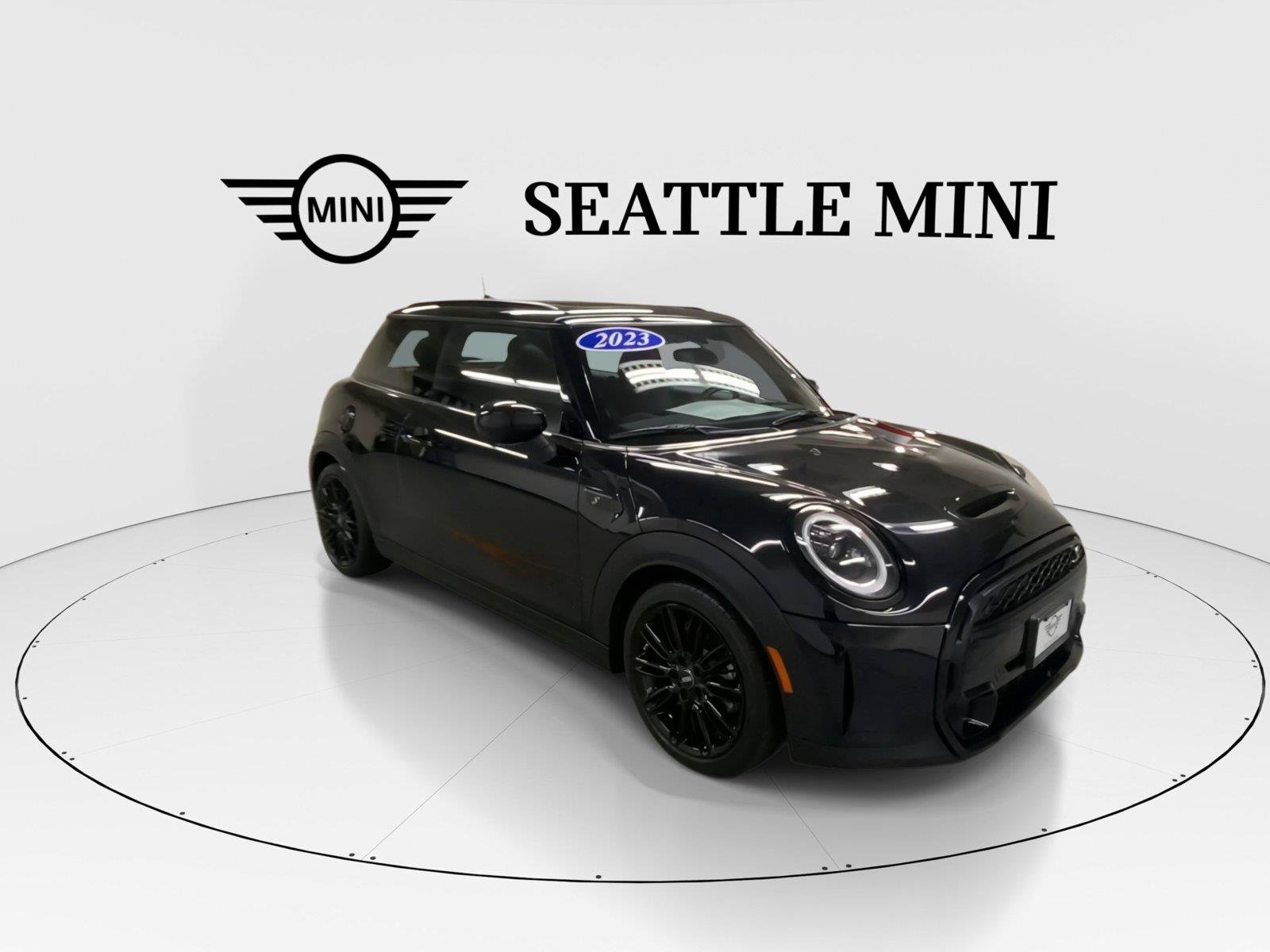 Used 2023 MINI Cooper S FWD image 2
