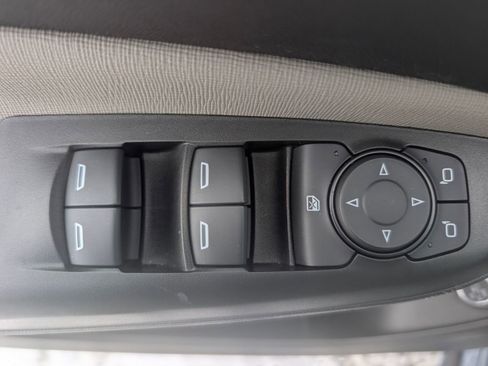 Certified 2025 Buick Envista Avenir image 8