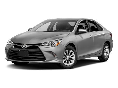 Certified 2017 Toyota Camry XLE image 1