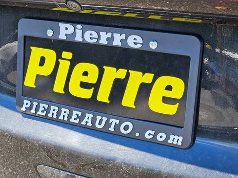 Used 2023 Chrysler Pacifica Touring-L FWD image 10