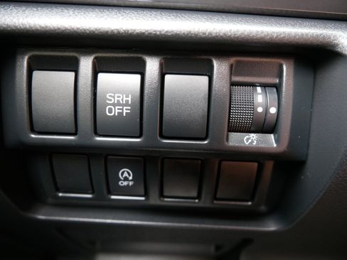 Used 2023 Subaru Forester Premium AWD/4WD image 26