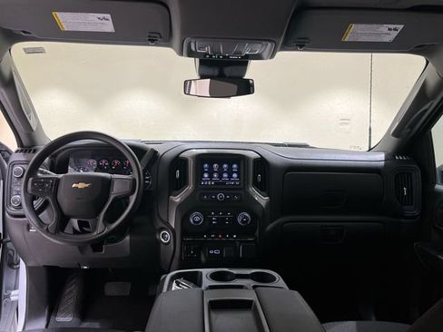 Used 2025 Chevrolet Silverado 2500 Custom w/ Custom Convenience Package AWD/4WD image 18