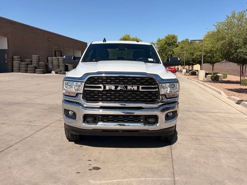 Used 2022 RAM 2500 Big Horn w/ Cold Weather Group AWD/4WD image 5