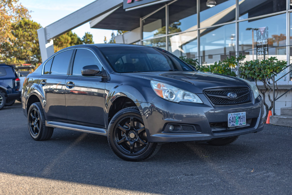 Used 2011 Subaru Legacy 3.6R Limited AWD/4WD image 1