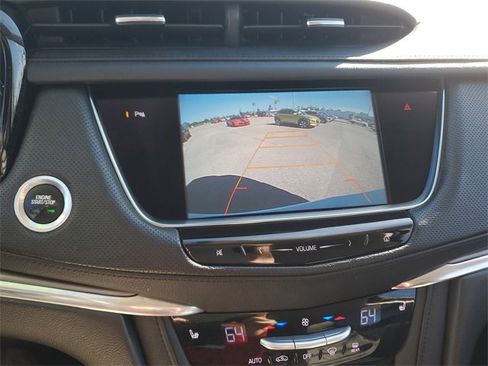 Used 2017 Cadillac XT5 Luxury image 27