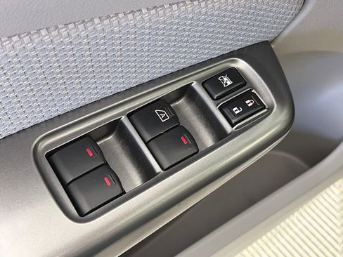 Used 2012 Subaru Forester 2.5X Premium w/ Popular Pkg 3 image 22