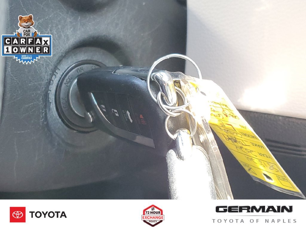 Used 2024 Toyota Corolla LE FWD image 33