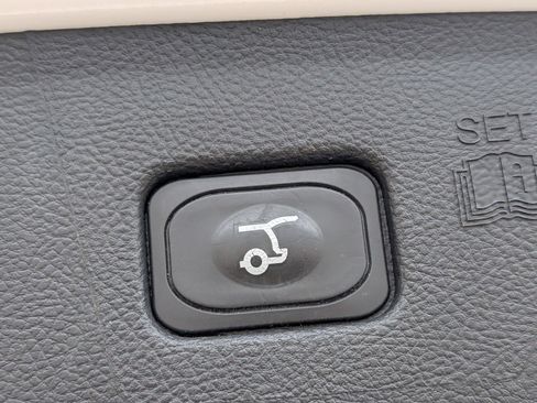 Used 2024 Ford Edge SEL w/ Convenience Package image 34