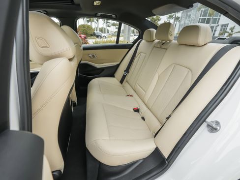 Used 2025 BMW 330i Sedan image 36