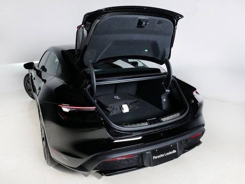 New 2026 Porsche Taycan GTS image 34