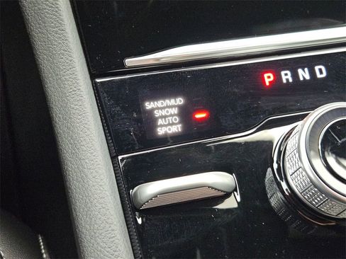 New 2025 Jeep Grand Cherokee L Limited w/ Trailer Tow Package image 26