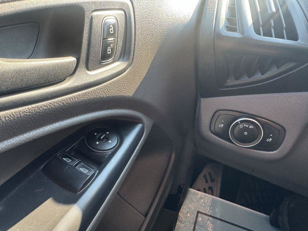Used 2019 Ford Transit Connect XL FWD image 9