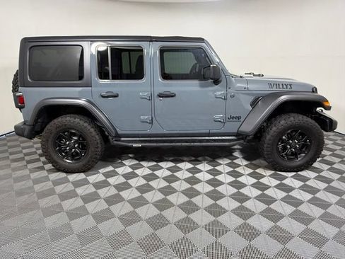 Used 2024 Jeep Wrangler Unlimited Sport AWD/4WD image 10