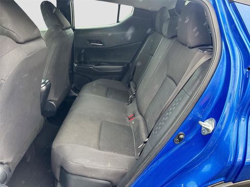 Used 2020 Toyota C-HR LE image 24
