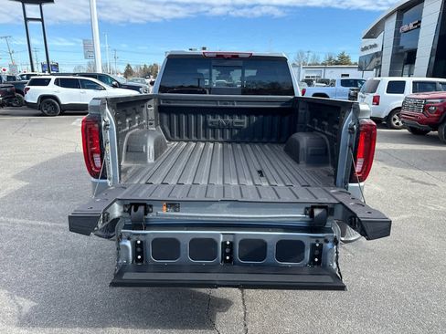 New 2026 GMC Sierra 1500 Denali w/ Denali Reserve Package image 9