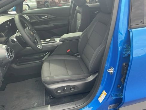 New 2026 Chevrolet Equinox EV LT w/ Comfort Package image 10