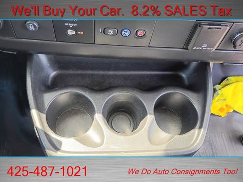 Used 2017 Chevrolet Express 2500 RWD image 17