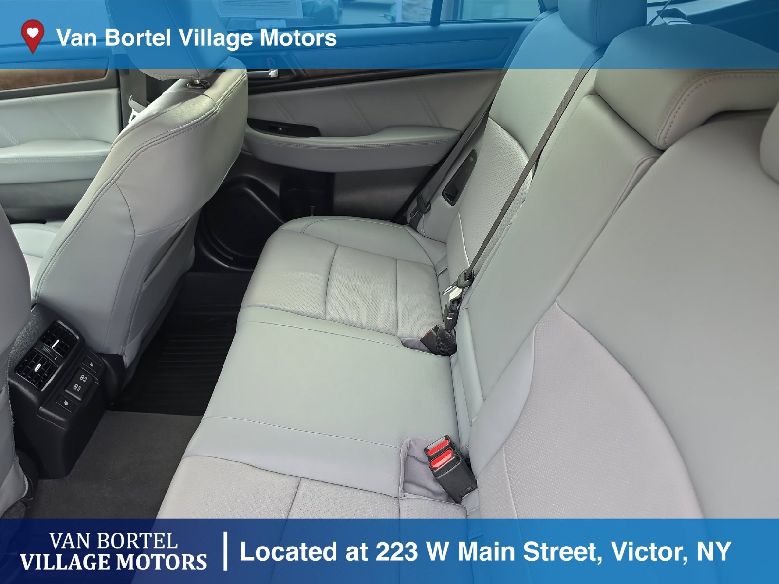Used 2019 Subaru Outback 2.5i Limited AWD/4WD image 28