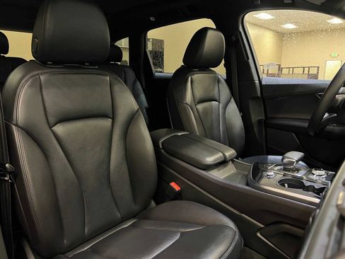 Used 2019 Audi Q7 3.0T Premium Plus w/ Premium Plus Package image 14