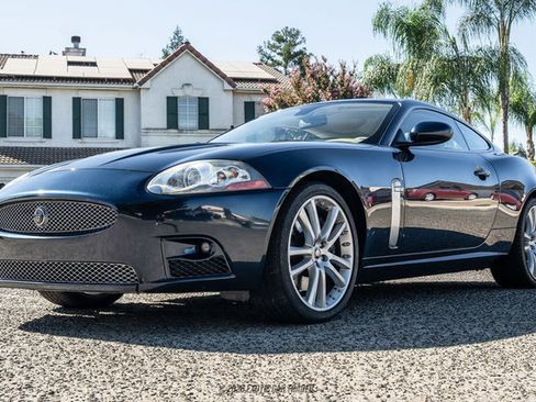 Used 2007 Jaguar XKR R RWD image 12