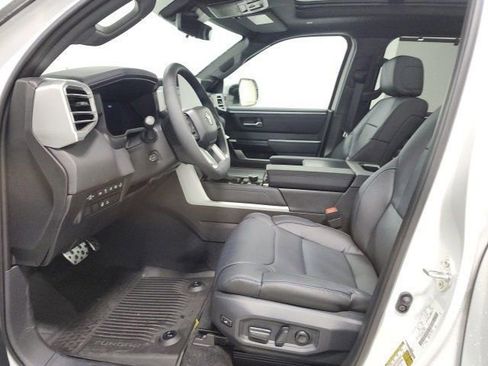 New 2025 Toyota Tundra Platinum image 19
