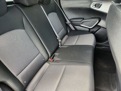 Certified 2025 Kia Soul LX FWD image 17