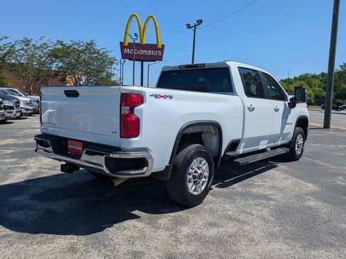 Used 2024 Chevrolet Silverado 2500 LT image 5