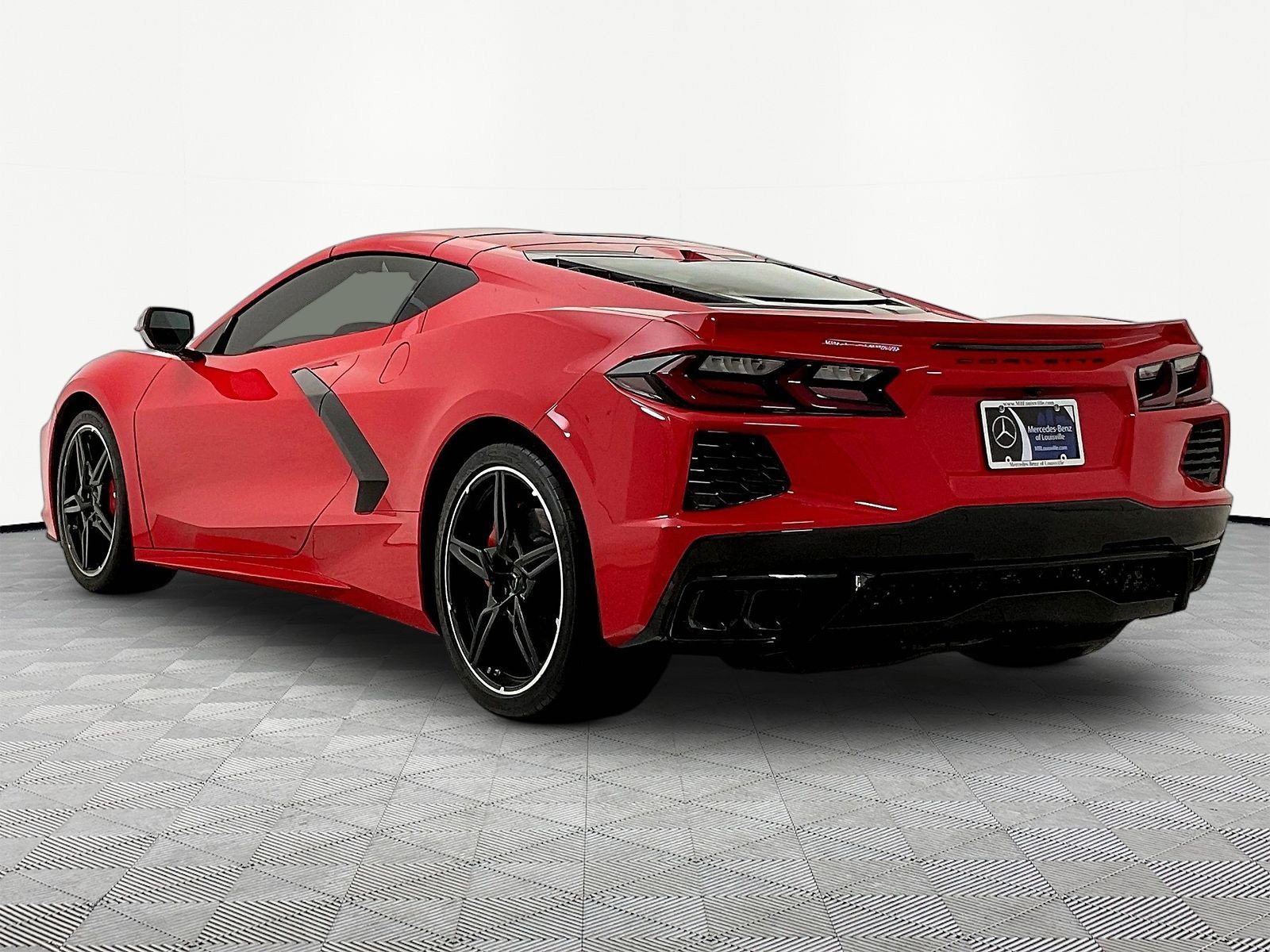 Used 2024 Chevrolet Corvette Stingray Preferred Cpe w/ 2LT RWD image 4