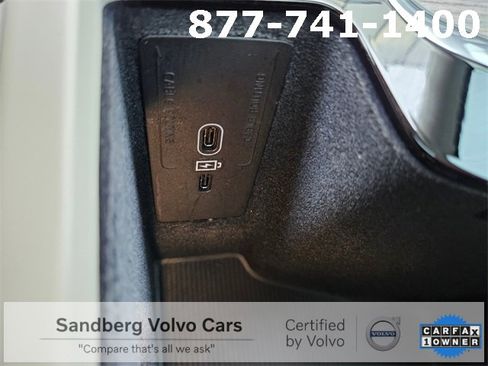 Certified 2023 Volvo XC60 B6 Ultimate w/ Protection Package Premier image 27