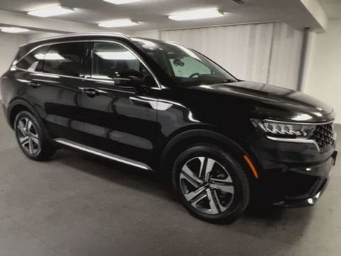 Used 2023 Kia Sorento EX AWD/4WD image 2