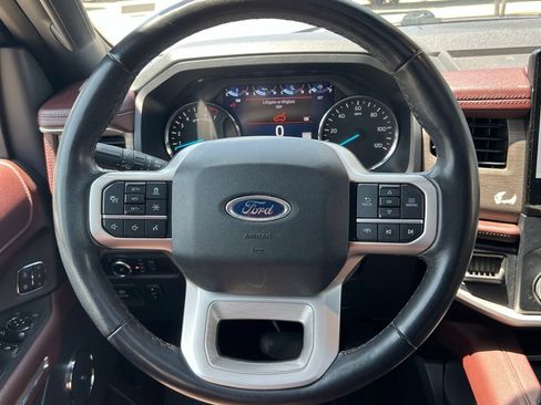 Used 2024 Ford Expedition Max Limited AWD/4WD image 15