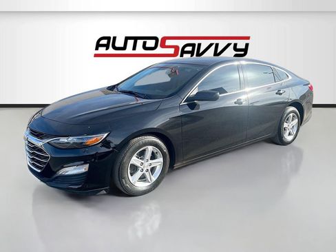 Used 2024 Chevrolet Malibu LS w/ LPO, Floor Liner Package FWD image 3