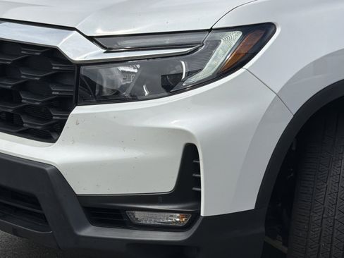 Used 2023 Honda Passport EX-L image 8