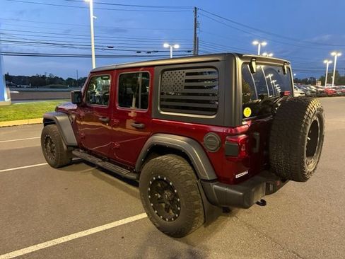 Used 2021 Jeep Wrangler Unlimited Sport AWD/4WD image 5