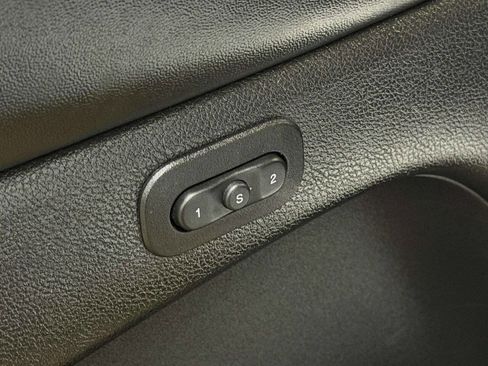 Used 2021 Jeep Grand Cherokee Limited image 15