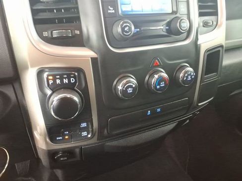 Used 2013 RAM 1500 Classic SLT w/ Premium Display Pkg AWD/4WD image 21