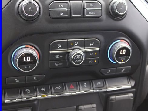 Used 2020 Chevrolet Silverado 1500 RST w/ All-Star Edition image 37